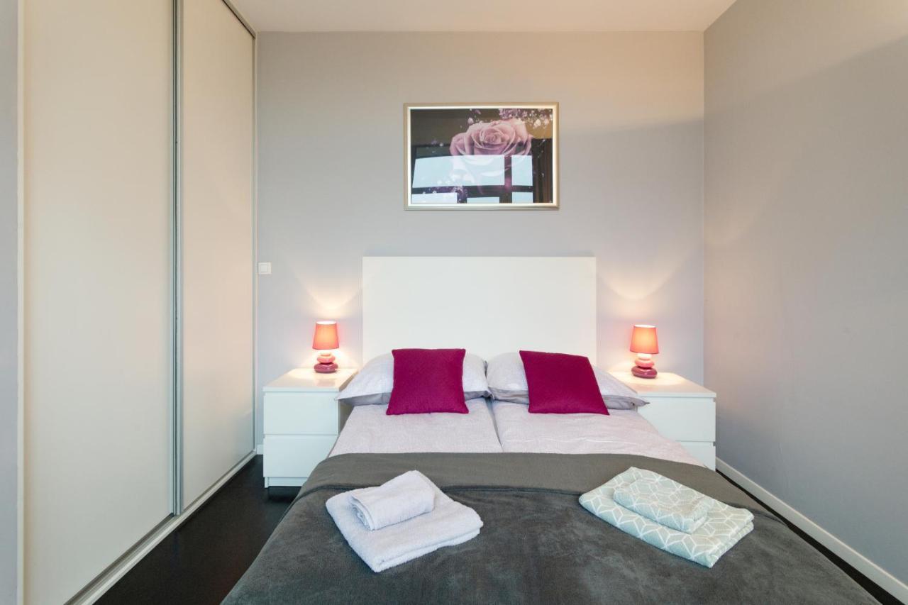 Secret Charm Fully Equipped Apt With Balcony Krakov Exteriér fotografie