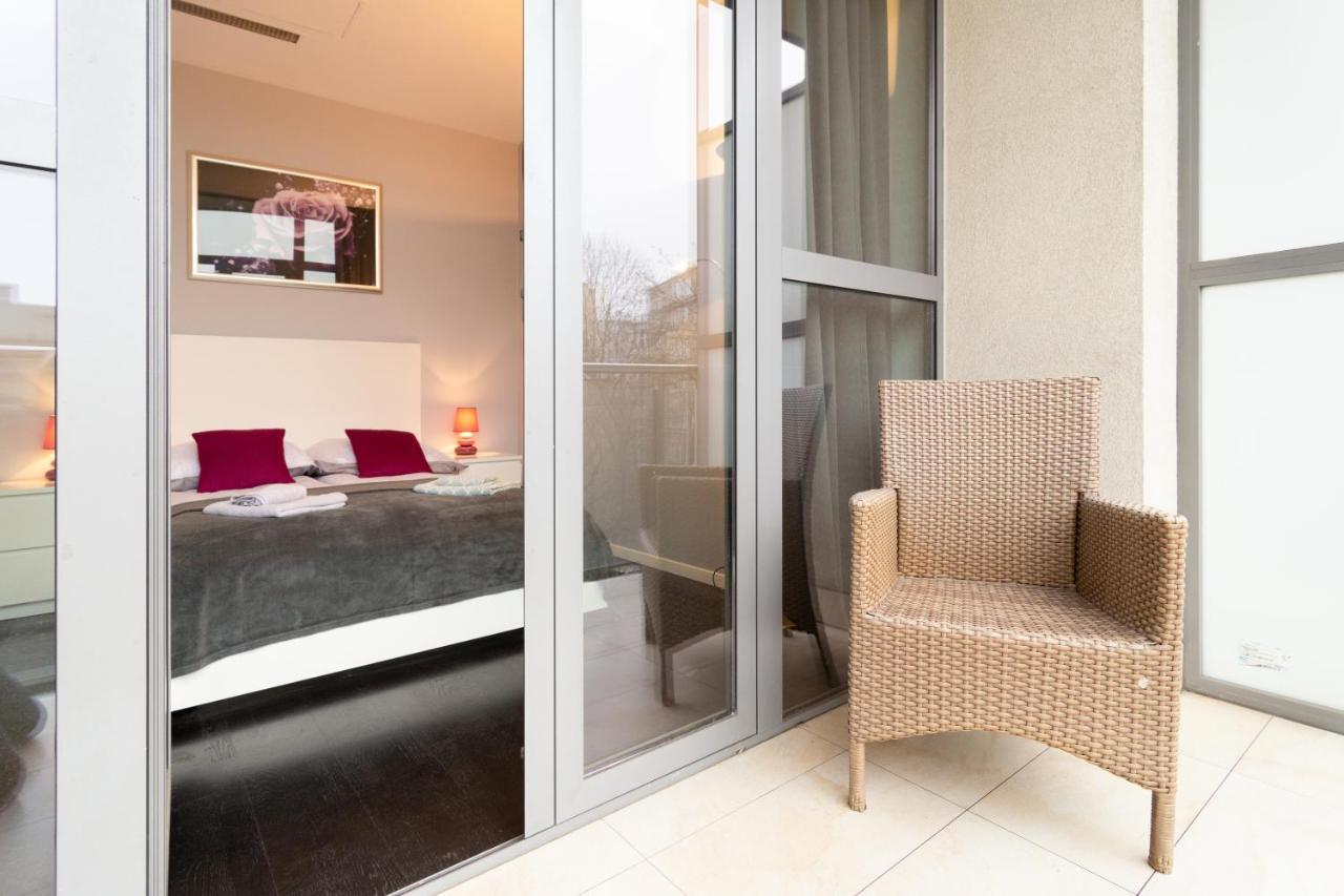 Secret Charm Fully Equipped Apt With Balcony Krakov Exteriér fotografie